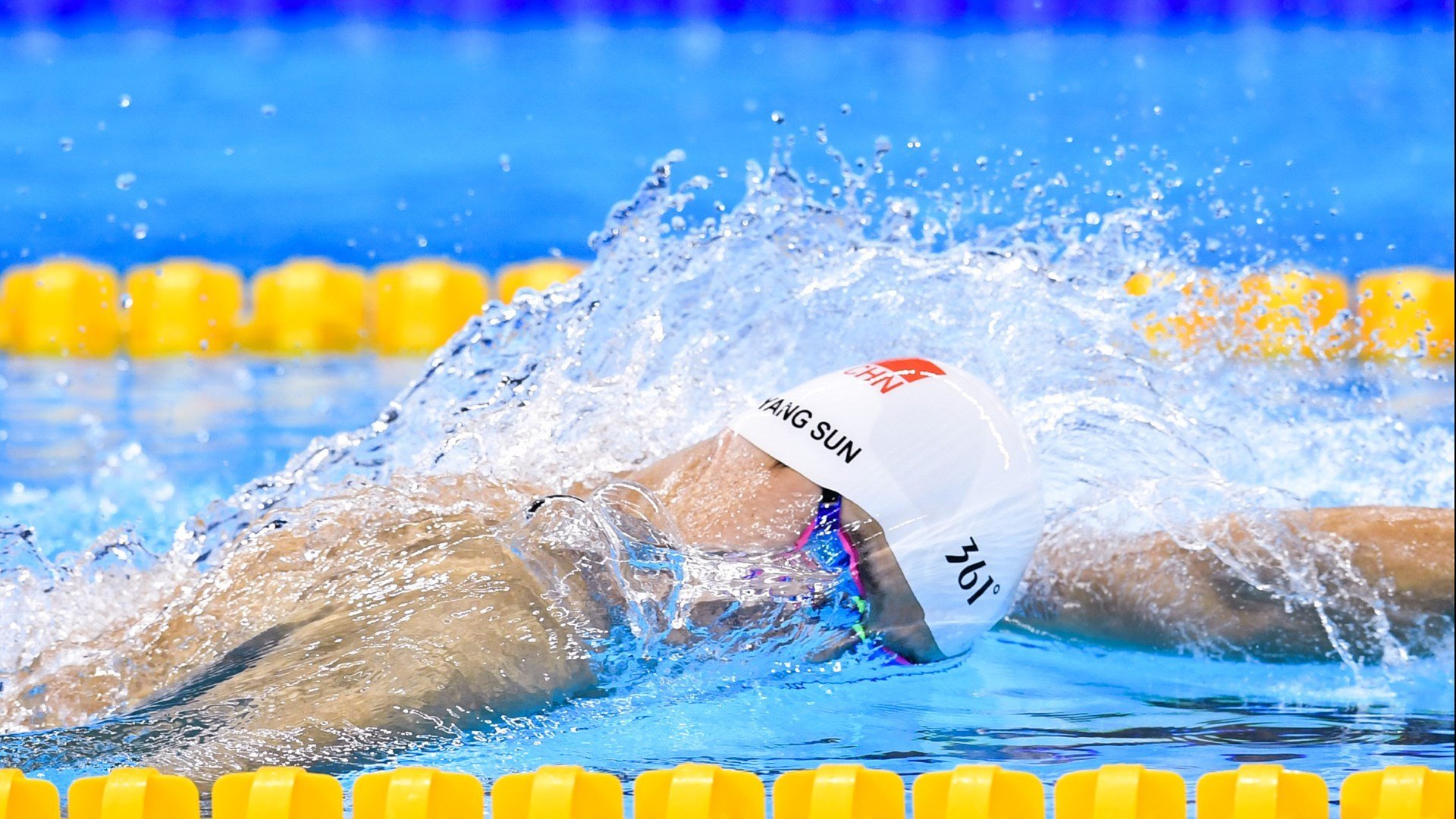 AYXSPORTSAPP-格雷戈里奥·帕尔特里内里在1500米自由泳中夺金，格雷戈里奥·帕特里尼耶里